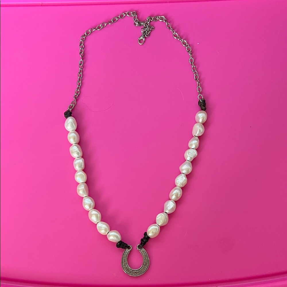 Elegant Silver and White Pearl Necklace